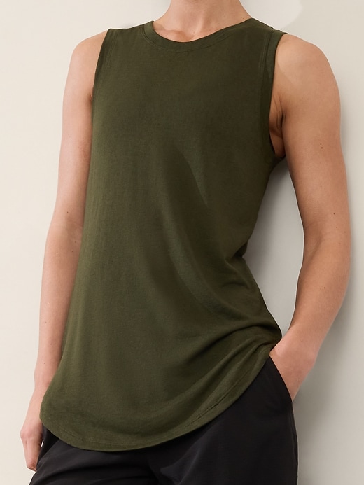 Shop Athleta for Women's Yoga Clothing, Technical Athletic