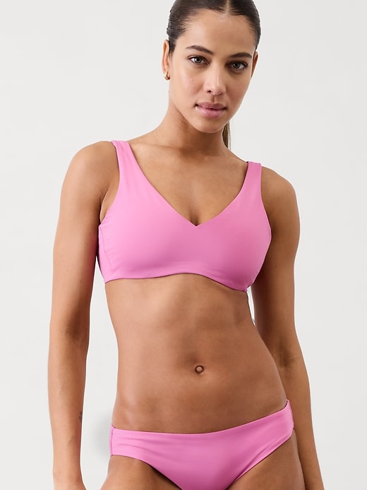 Shop Athleta for Women's Yoga Clothing, Technical Athletic