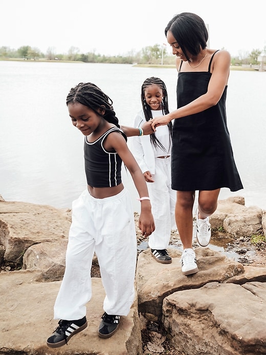 Shop Athleta for Women's Yoga Clothing, Technical Athletic