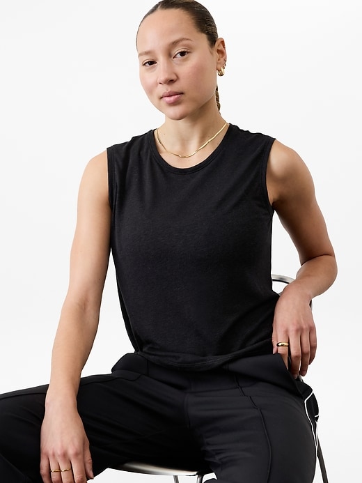 Shop Athleta for Women's Yoga Clothing, Technical Athletic