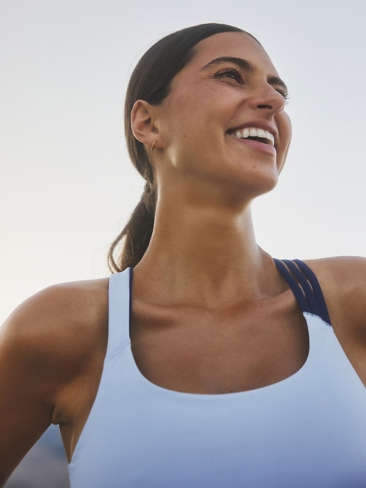 Train Free Sports Bra D-DD