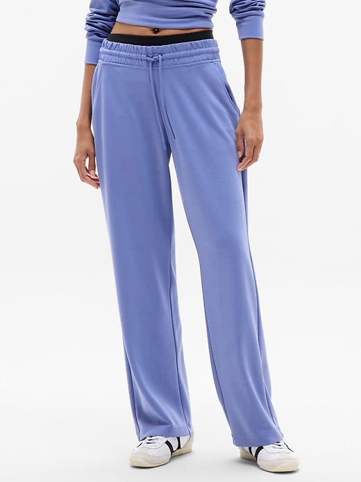Seasoft Mid Rise Straight Pant