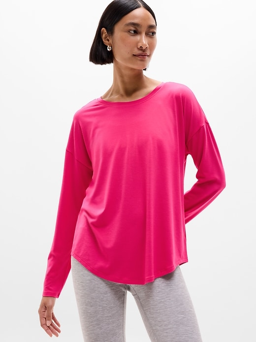 Move With Ease Top