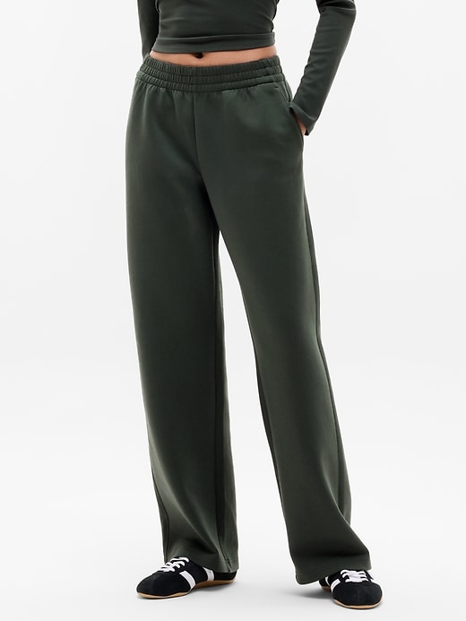 Form Knit Mid Rise Straight Pant