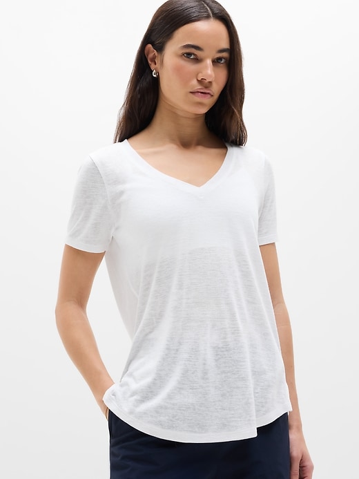 Breezy Scoop V-Neck Tee