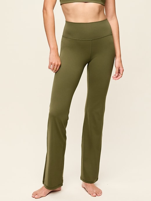 High-Waisted StudioSmooth Flare Leggings