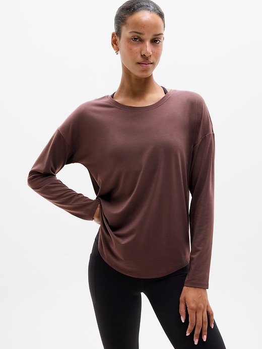 Move With Ease Top